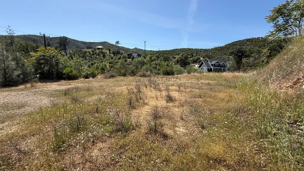 15672 Swasey Mine Lane, Redding, CA 96001 - #1