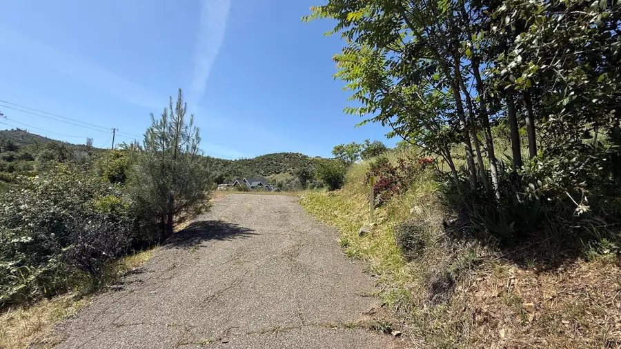 15672 Swasey Mine Lane, Redding, CA 96001 - #3