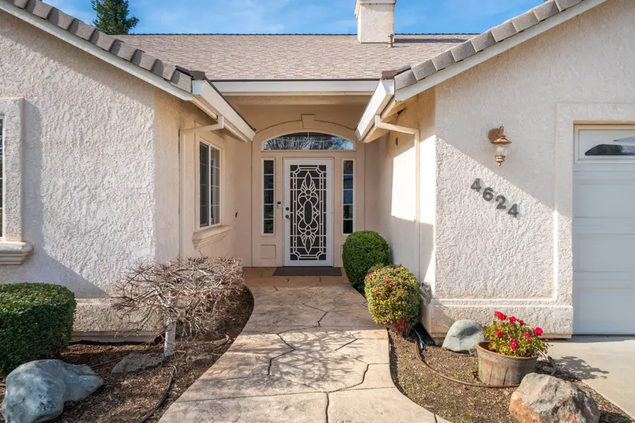 4624 Columbine Drive, Redding, CA 96002 - #3