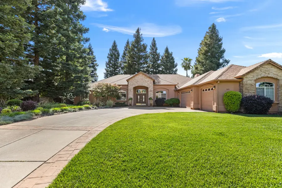 2615 Templeton Drive, Redding, CA 96002 - #2