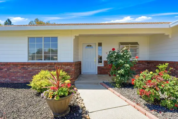 4338 Blazingwood Drive, Redding, CA 96001