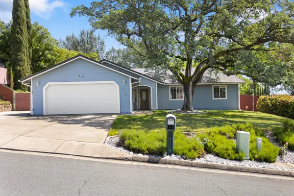 5923 Jonella Way, Redding, CA 96003