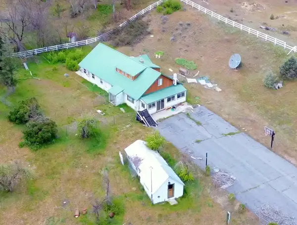 18031 Gazelle Callahan Road, Out of Area, CA 96034