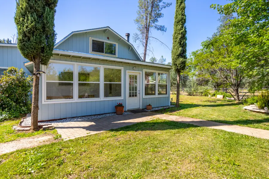 6329 Oak Street, Anderson, CA 96007 - #2