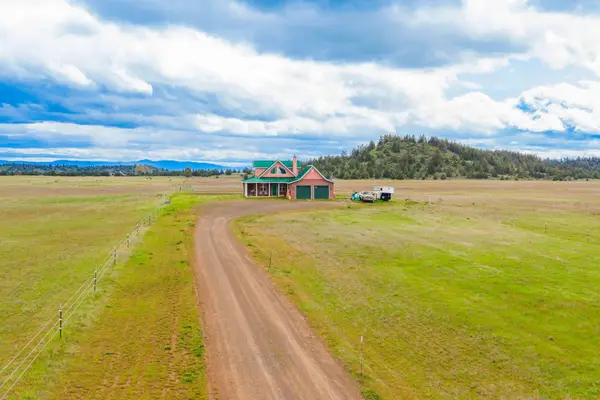 1733 Co Rd 90, Lookout, CA 96054
