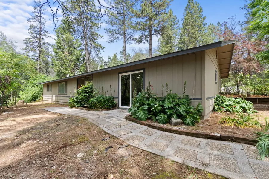 15084 Early Dawn Lane, Redding, CA 96003 - #2