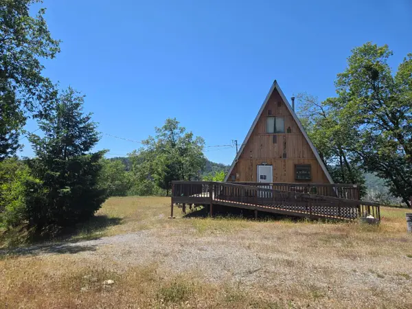 18850 Herman Way, Lakehead, CA 96051