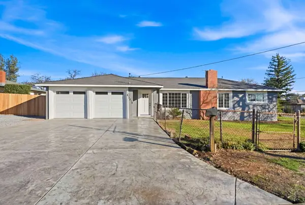 2215 Oxford Road, Redding, CA 96002