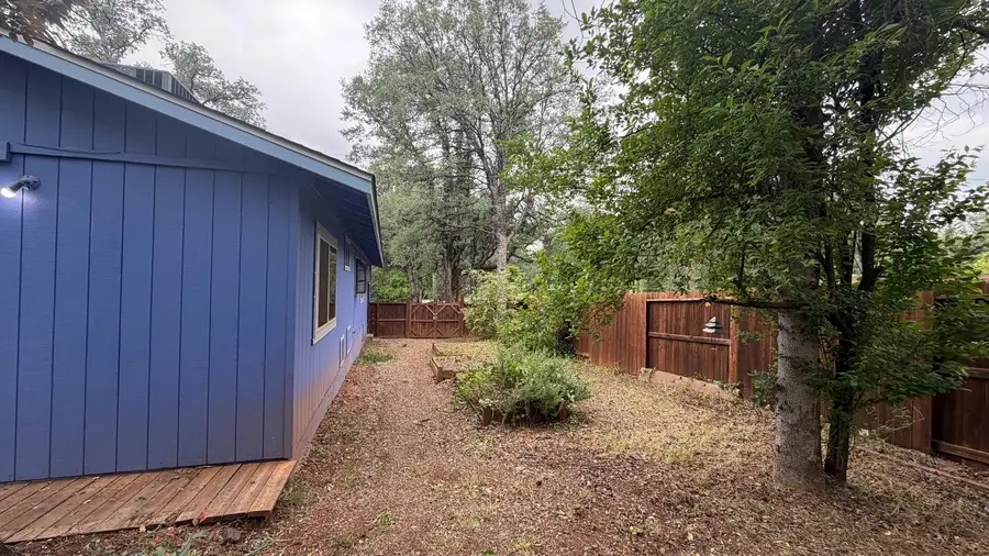 873 Mussel Shoals Avenue, Shasta Lake, CA 96019 - #3