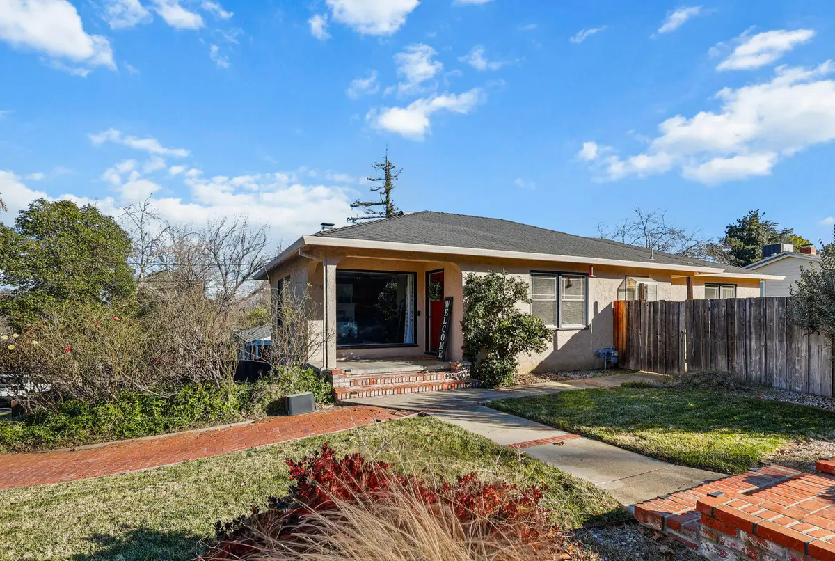 2565 North Street, Redding, CA 96001 - Image #1