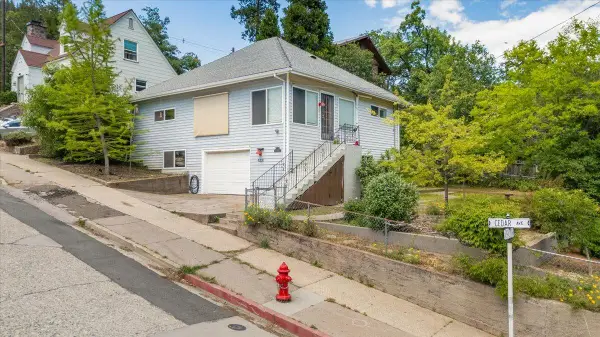 4301 Cedar Street, Dunsmuir, CA 96025