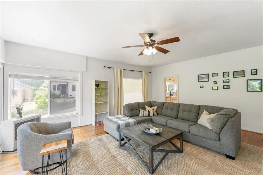4301 Cedar Street, Dunsmuir, CA 96025 - #2