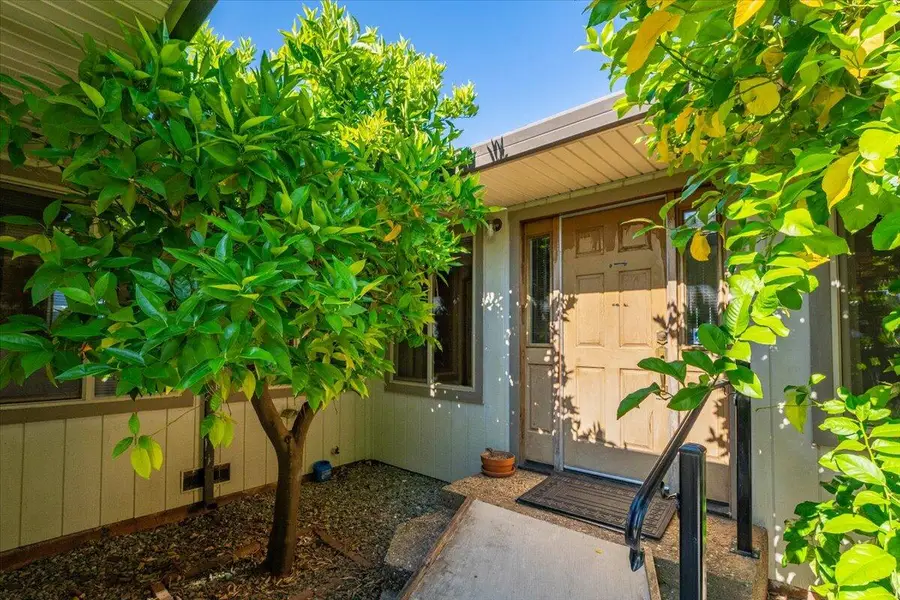 6909 Granada Drive, Redding, CA 96002 - #2