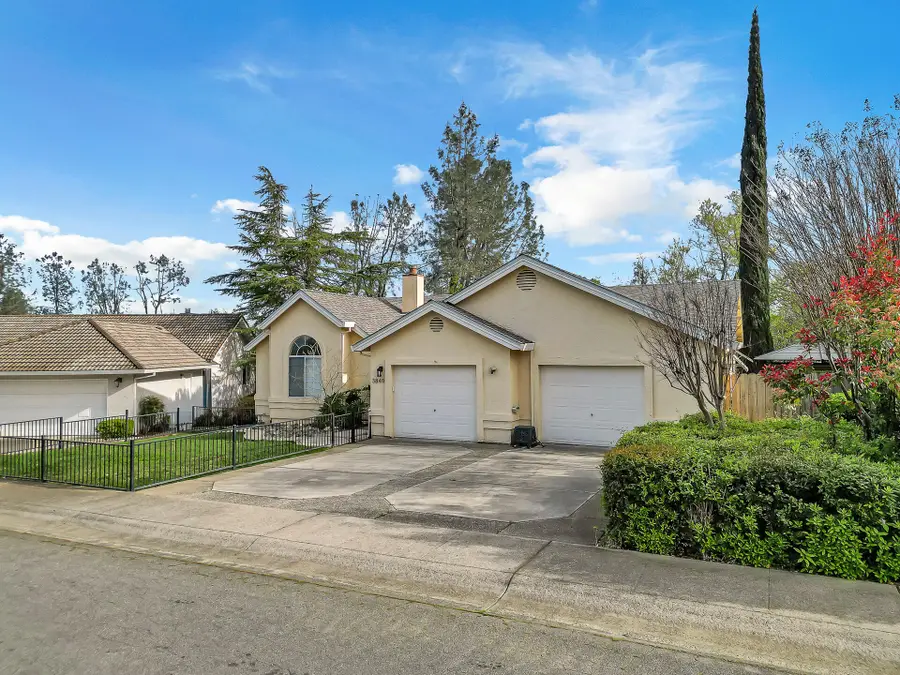 3849 Appalachian Way, Redding, CA 96001 - #2