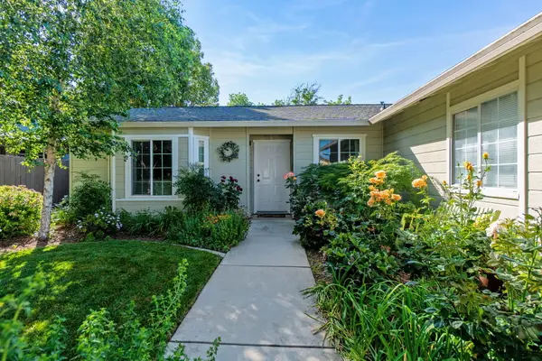 2945 Silo Court, Anderson, CA 96007
