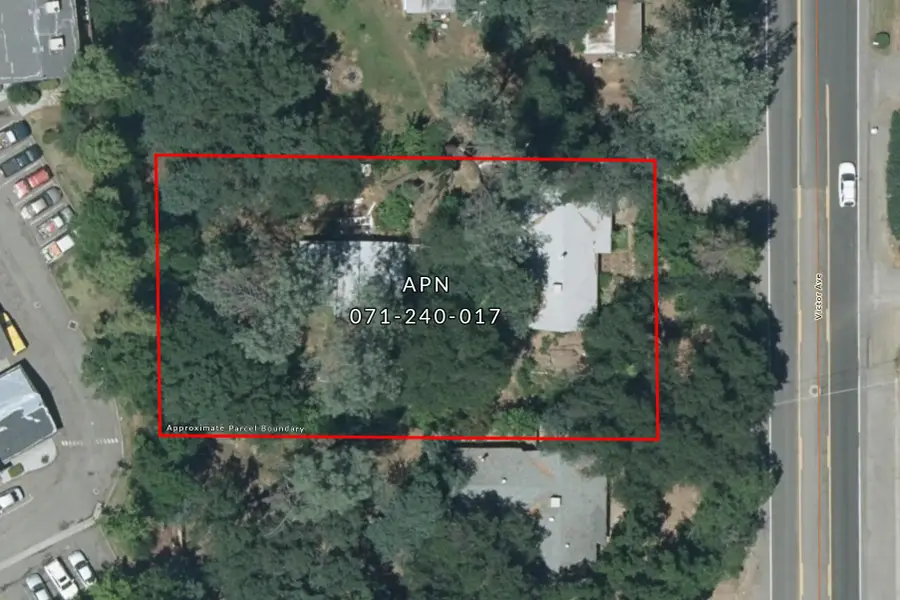 1568 Victor Avenue, Redding, CA 96003 - #2