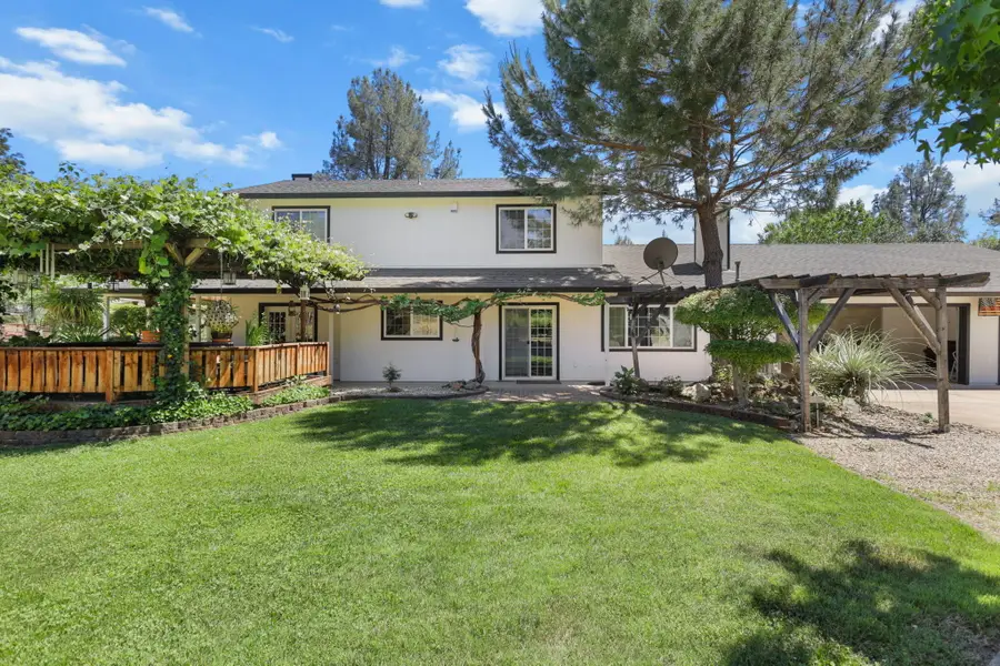 21080 Joanna Way, Redding, CA 96003 - #3