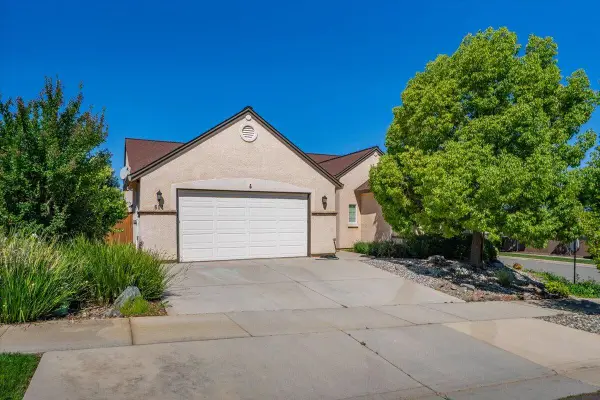 604 Durango Way, Redding, CA 96003