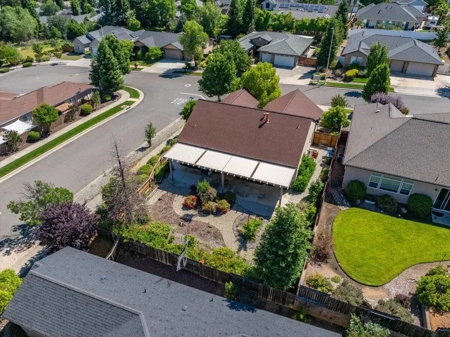 604 Durango Way, Redding, CA 96003 - #2