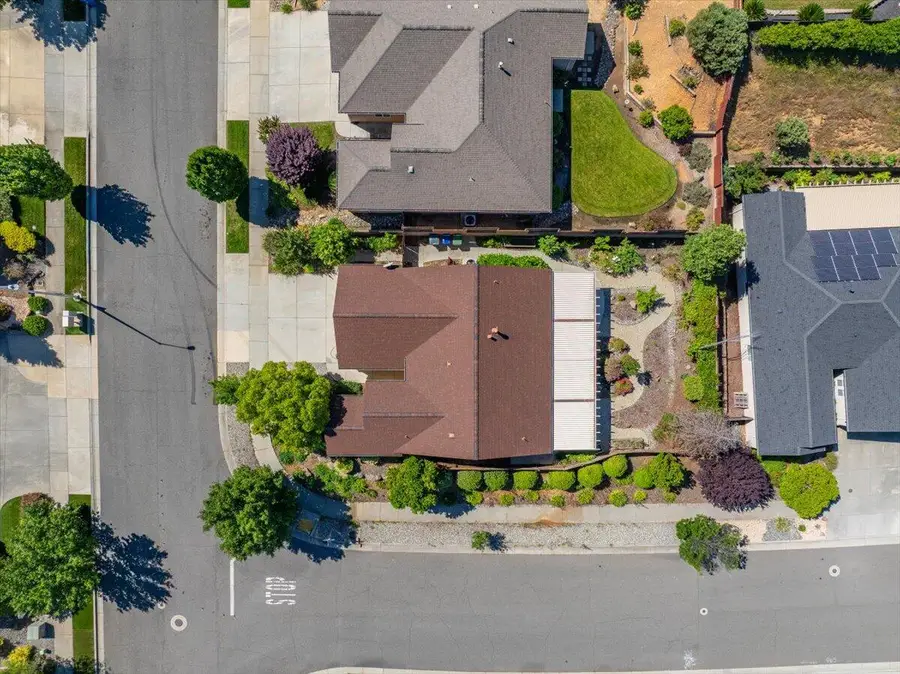 604 Durango Way, Redding, CA 96003 - #3