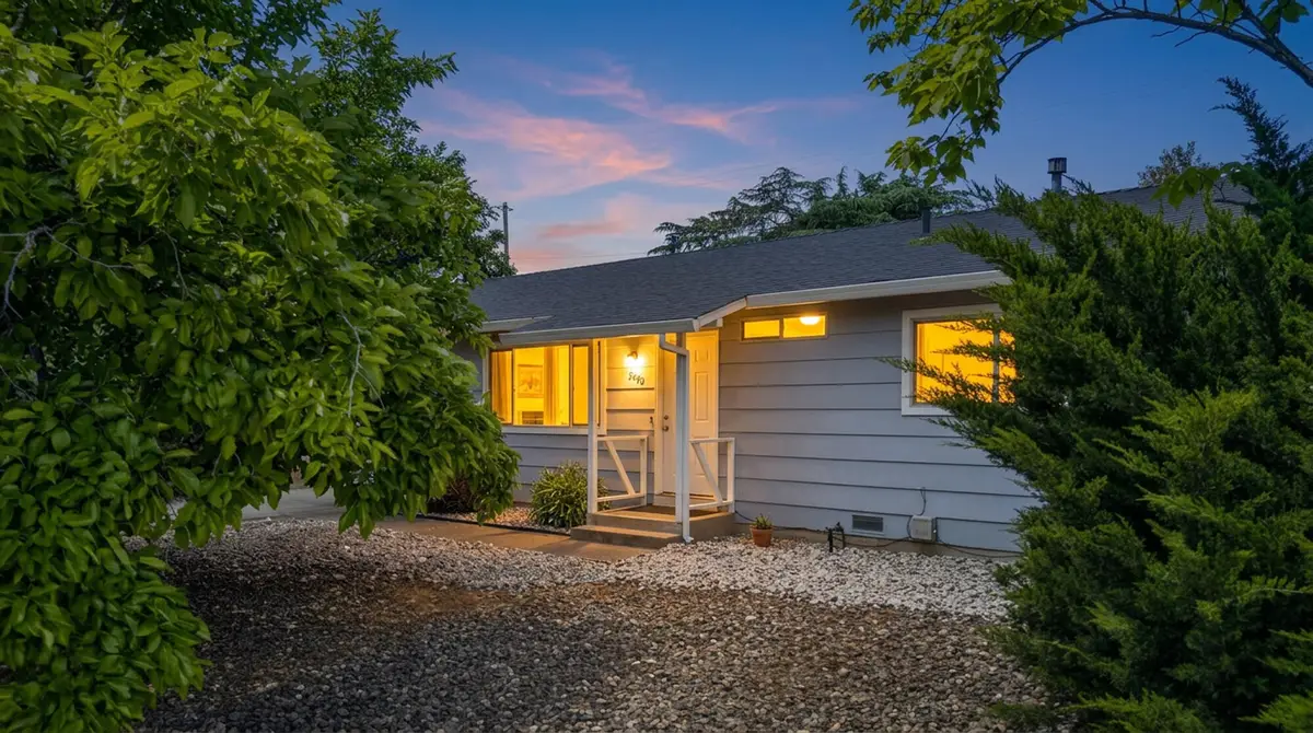 2490 Galaxy Way, Redding, CA 96002 - #1