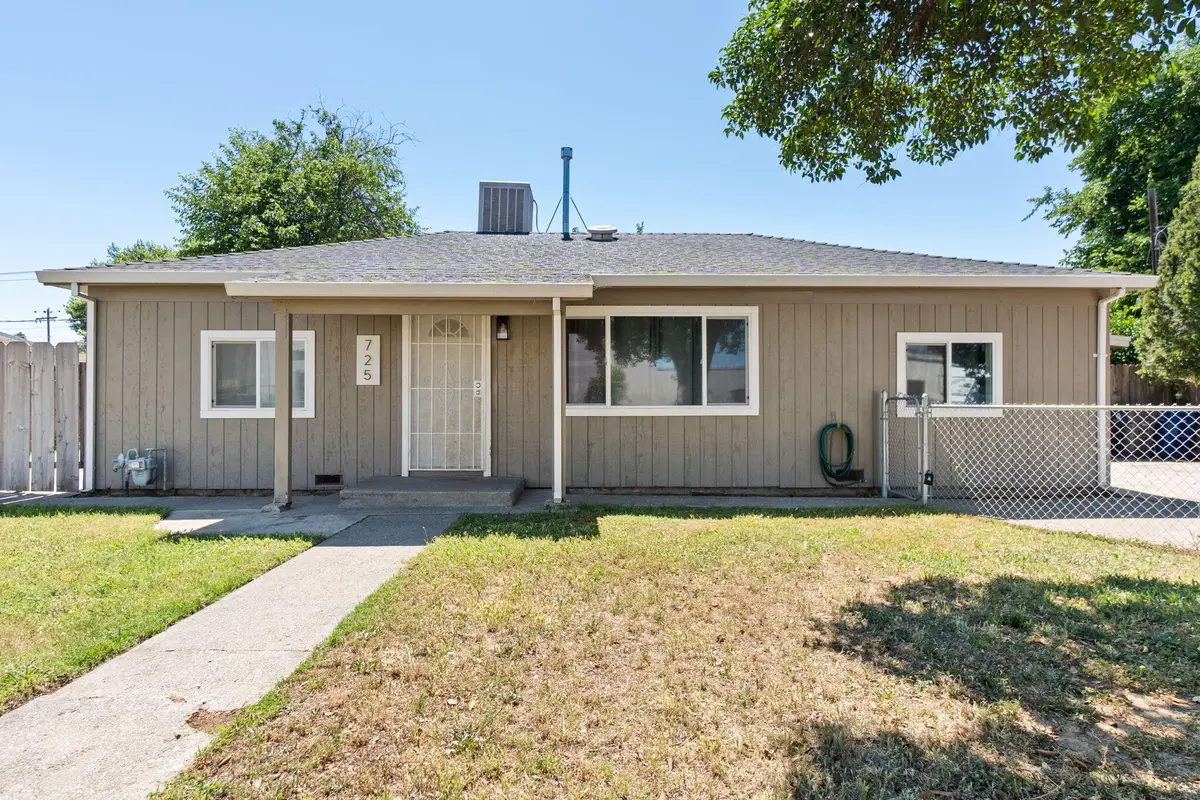 725 East Avenue, Red Bluff, CA 96080 - #1