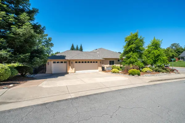 2318 Hope Lane, Redding, CA 96003