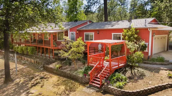 17627 Yellow Pine Avenue, Shasta Lake, CA 96019