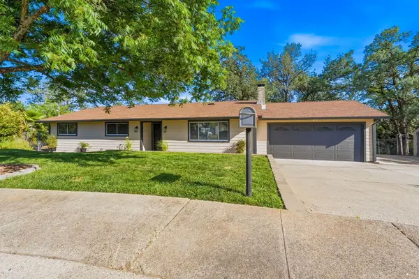 2415 Marion Court, Redding, CA 96001