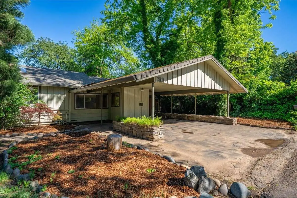 3011 Birch Way, Redding, CA 96002 - #1