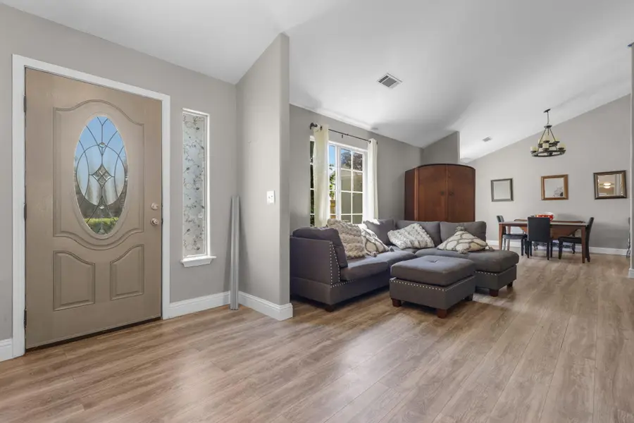 8957 Knobhill Circle, Redding, CA 96001 - #3