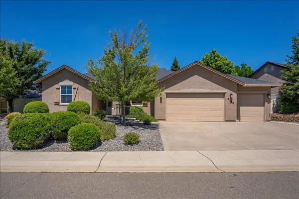 2142 Cadjew Street, Redding, CA 96003