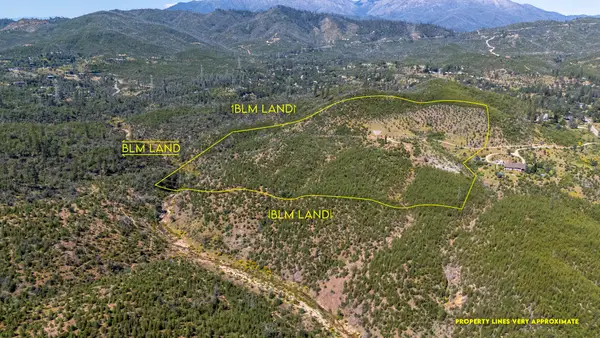 11237 Gold Spring Place, Redding, CA 96001