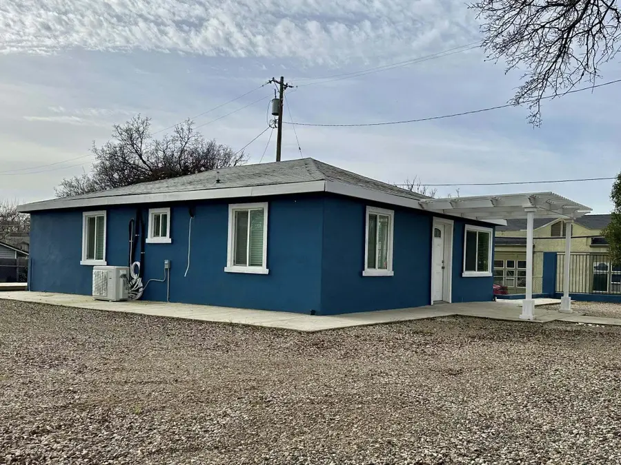 1701 E Cypress, Redding, CA 96002 - Image #3