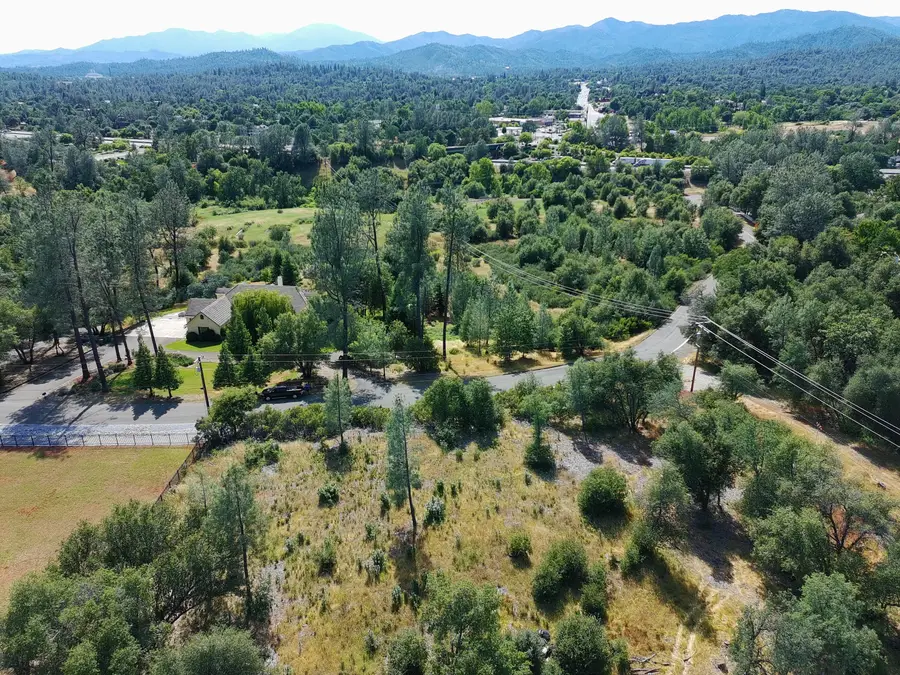Tierra Oaks Drive, Redding, CA 96003 - #2