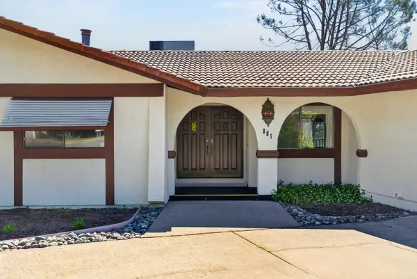 861 Dawson Court, Redding, CA 96003