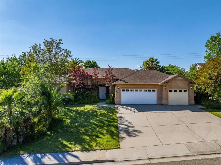 2372 Tradition Way, Redding, CA 96001 - #2