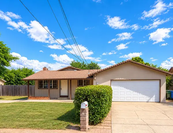 2522 Belladonna Street, Redding, CA 96002