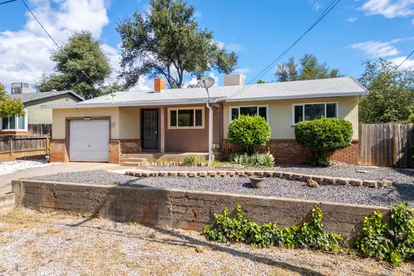 1922 Vale Drive, Redding, CA 96002