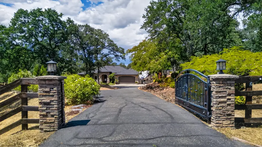 20090 Garnet Court, Cottonwood, CA 96022 - #2