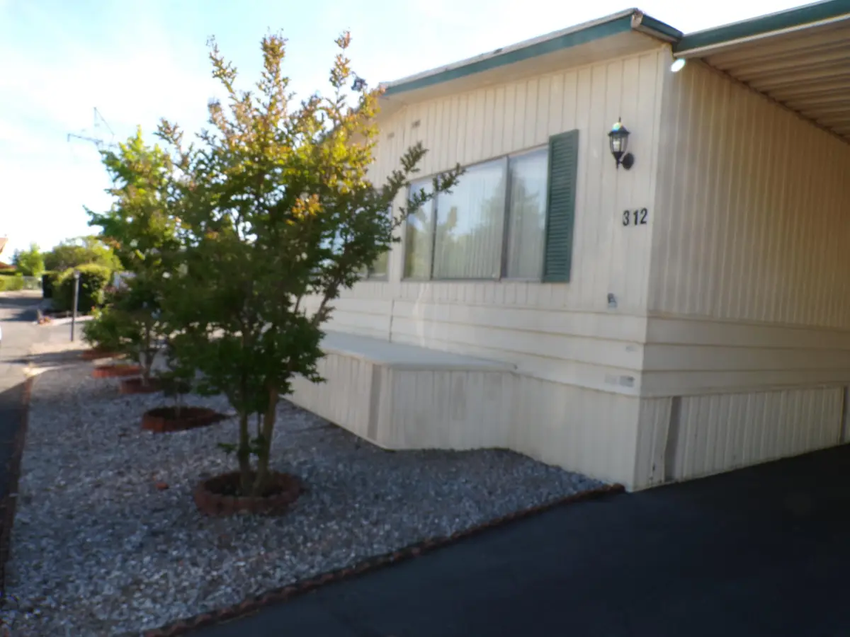 1221 E Cypress Avenue, Redding, CA 96002 - #1