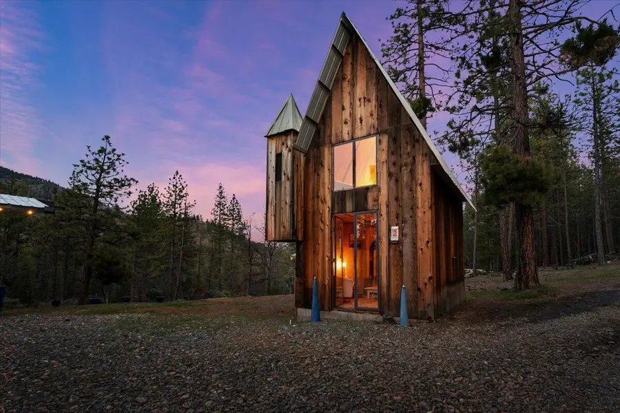 Blue Wolf Ranch, Wawona, CA 96014 - #3