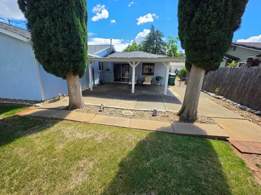 1424 Lodgepole Avenue, Anderson, CA 96007 - #3