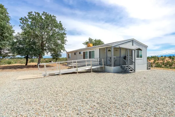 14853 Cobblestone Lane, Anderson, CA 96007