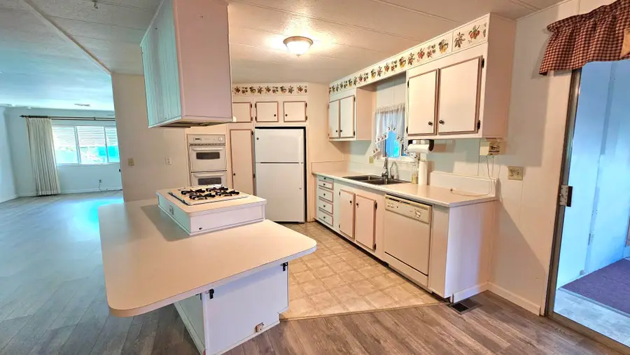 20350 Hole In One Drive, Redding, CA 96002 - #2