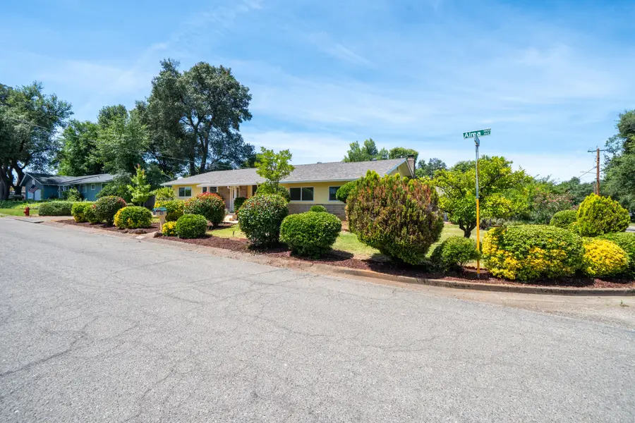 3914 Alma Avenue, Redding, CA 96002 - #2