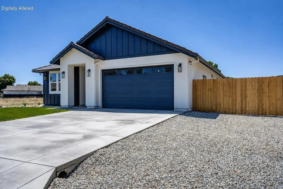 19069 Shoreline Drive, Cottonwood, CA 96022 - #2