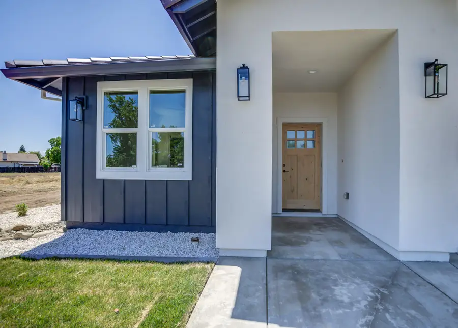 19069 Shoreline Drive, Cottonwood, CA 96022 - #3