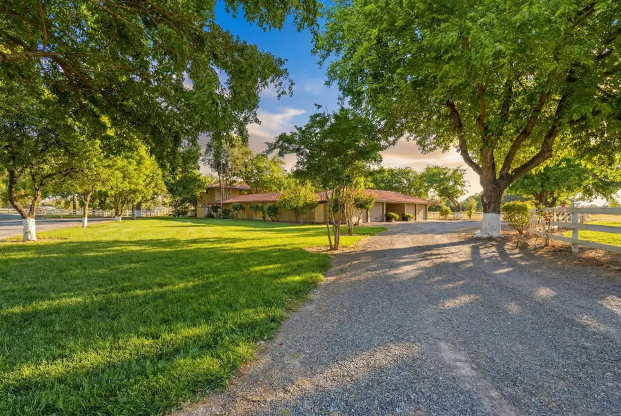 5521 Churn Creek Road, Redding, CA 96002 - #3