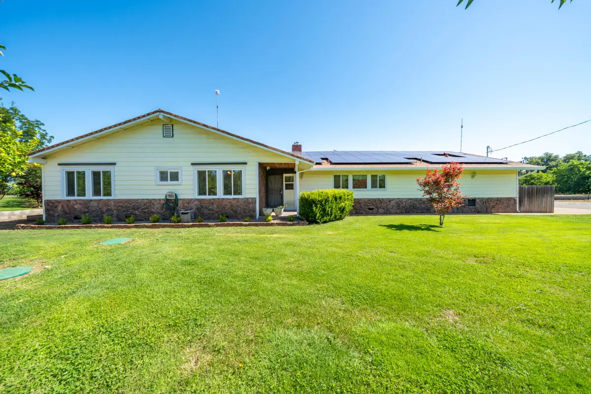 24140 Bray Avenue, Red Bluff, CA 96080 - #1